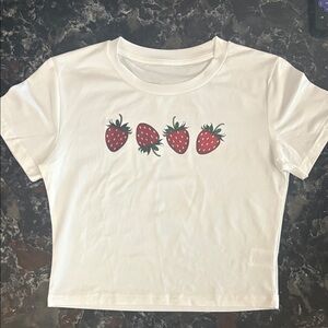 Chic White Strawberry Print Women's Tee